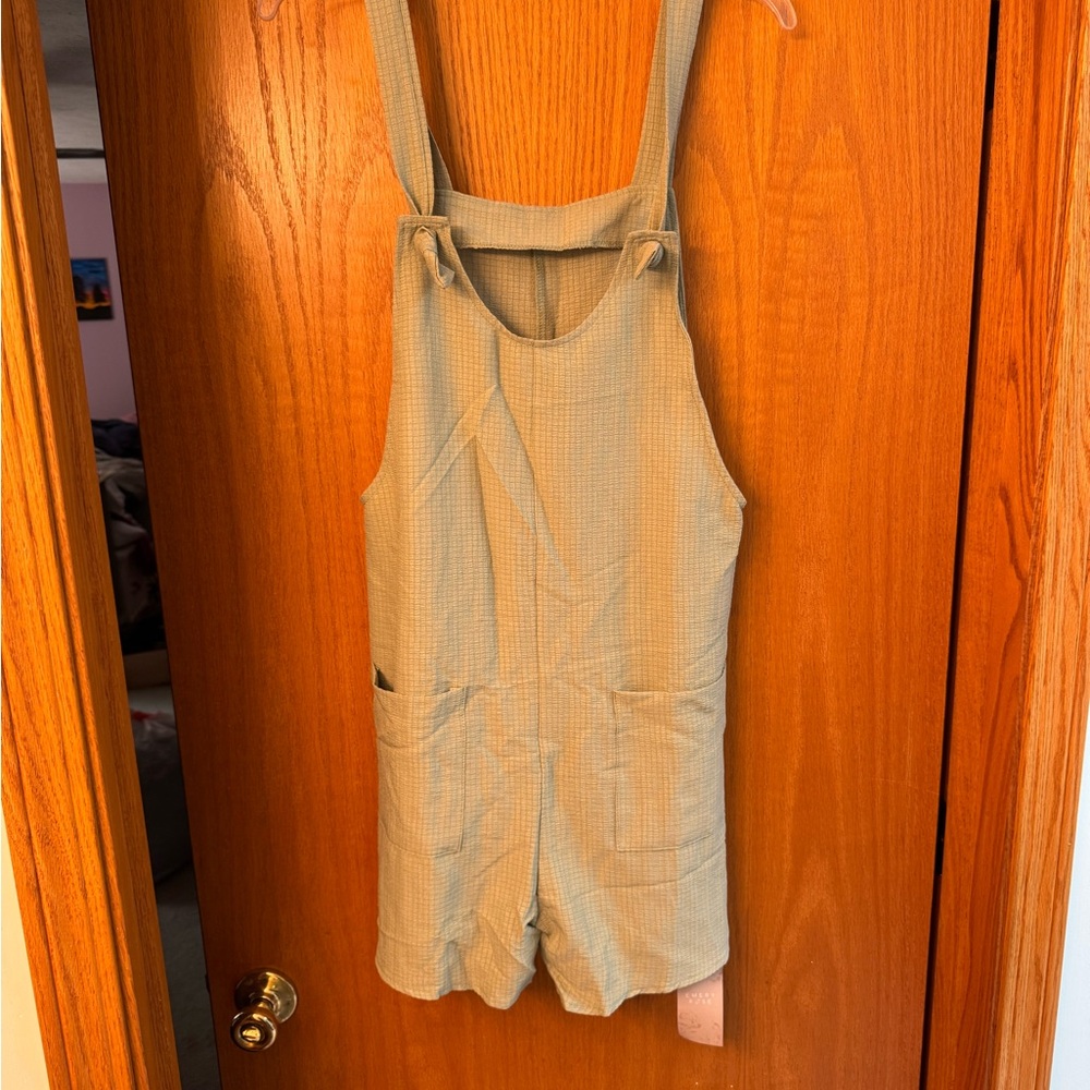 Emery Rose Green Textured Overalls